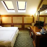 Hotel Casa Capsa 5*