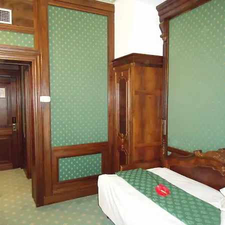 Casa Capsa Hotel