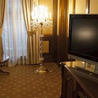 Casa Capsa Hotel