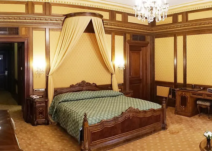 Ξενοδοχείο Casa Capsa 5*