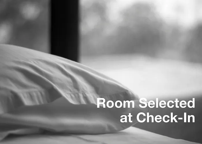 מלון Casa Capsa 5*