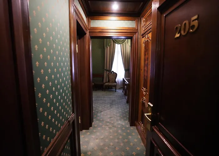 Ξενοδοχείο Casa Capsa 5*