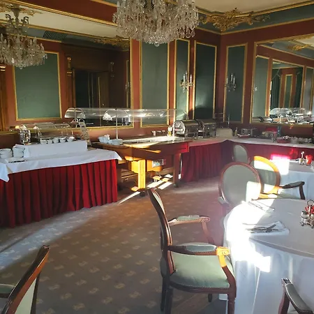 Casa Capsa 5* Бухарест