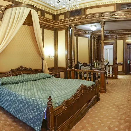 Casa Capsa 5* Бухарест