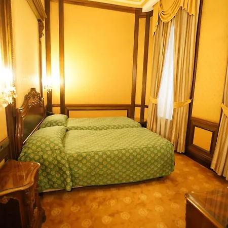 Casa Capsa Hotel 5*